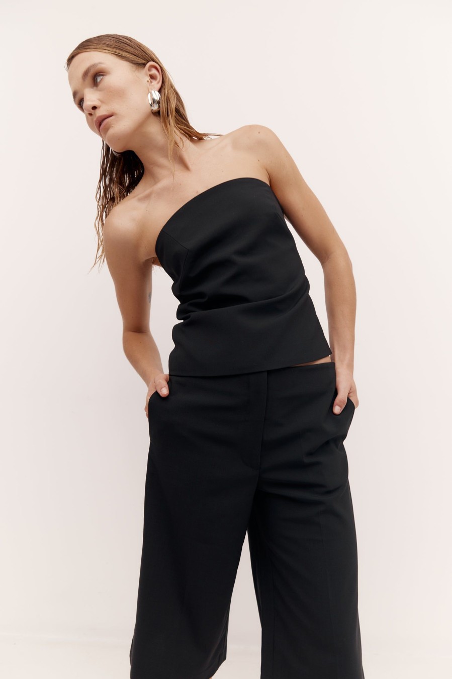 Tops And Shirts Rebe | Strapless Top In Black