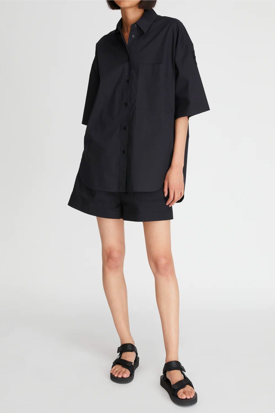 Tops And Shirts Lee Mathews | Lm Poplin Ss Shirt In Black