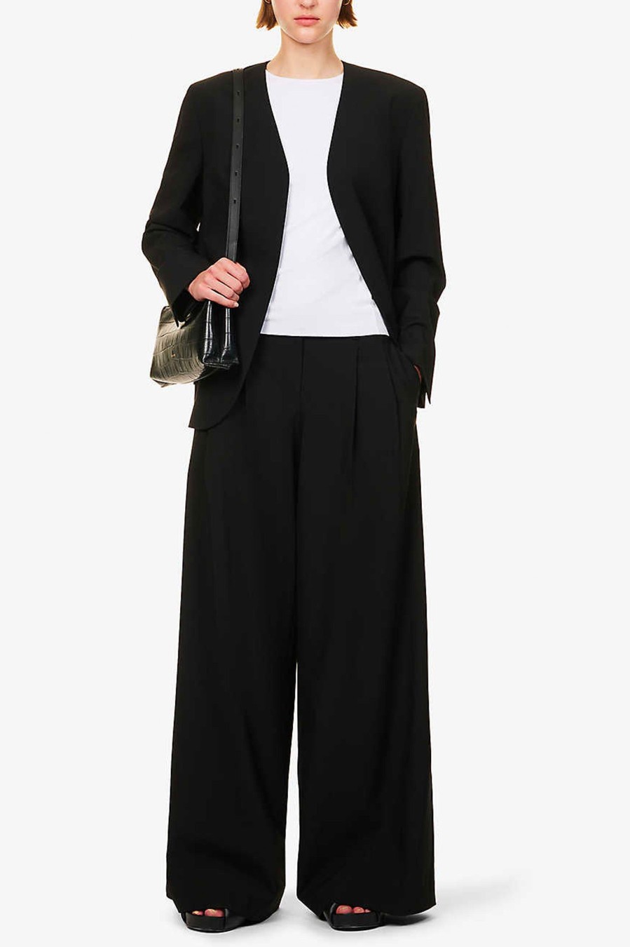 Trousers Theory | Wide Leg Pleat Pant In Black