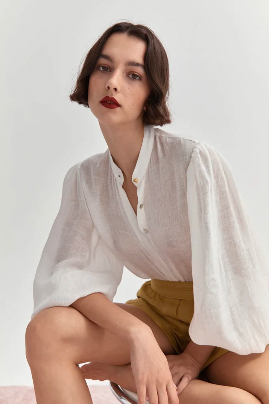 Tops And Shirts Sarah Jane Clarke | Maluku Blouse In Ivory Linen Neutrals